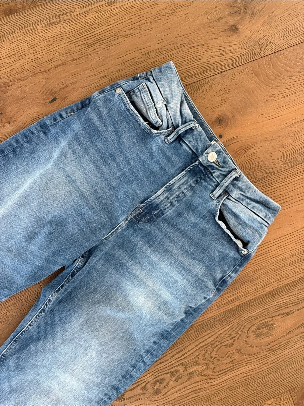 Forever 21 Light Wash Straight-Leg Men's Jeans